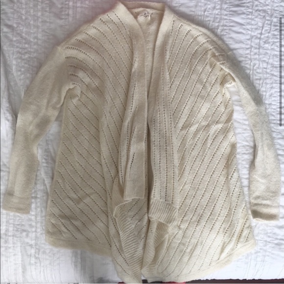*DONATING SOON* LOFT Lou & Grey Flowy Open Sweater - Picture 2 of 8